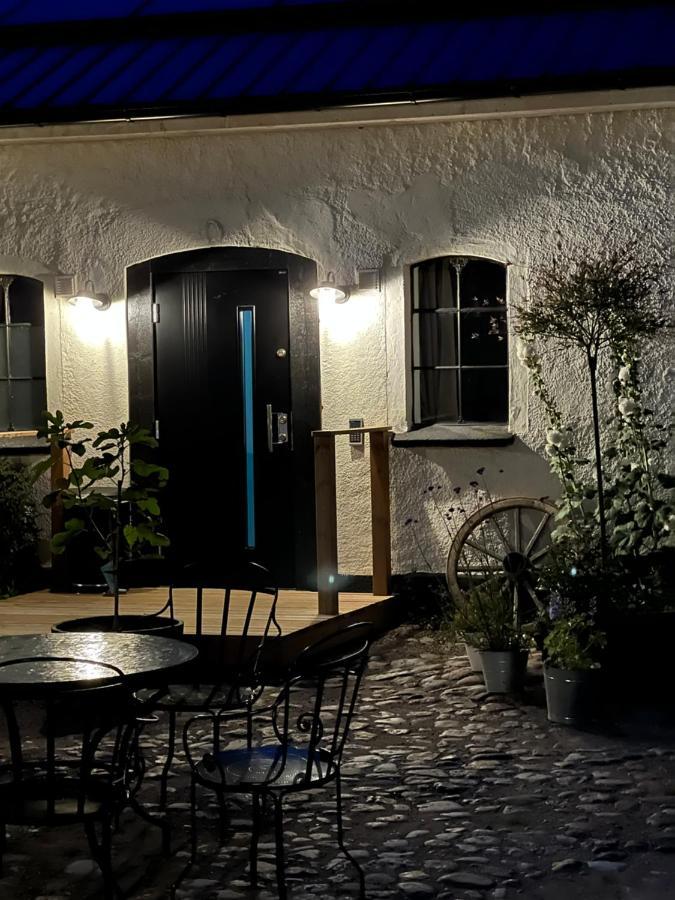 Backadal Gard Bnb Ystad Eksteriør billede